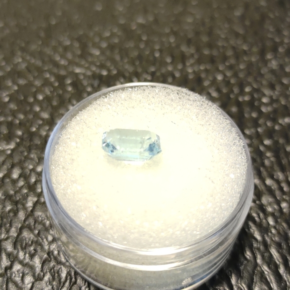 Faceted Sky Blue Topaz Gemstone Emerald Cut #152 - Picture 3 of 5